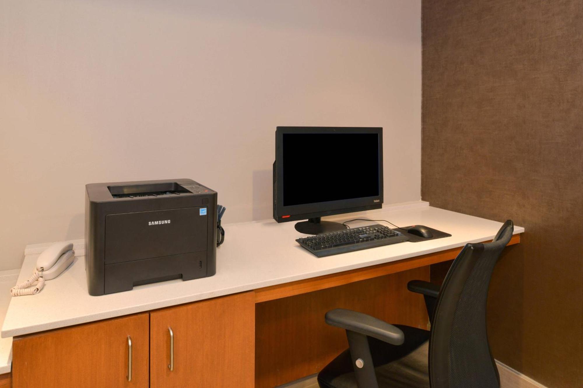 Springhill Suites Durham Chapel Hill Экстерьер фото