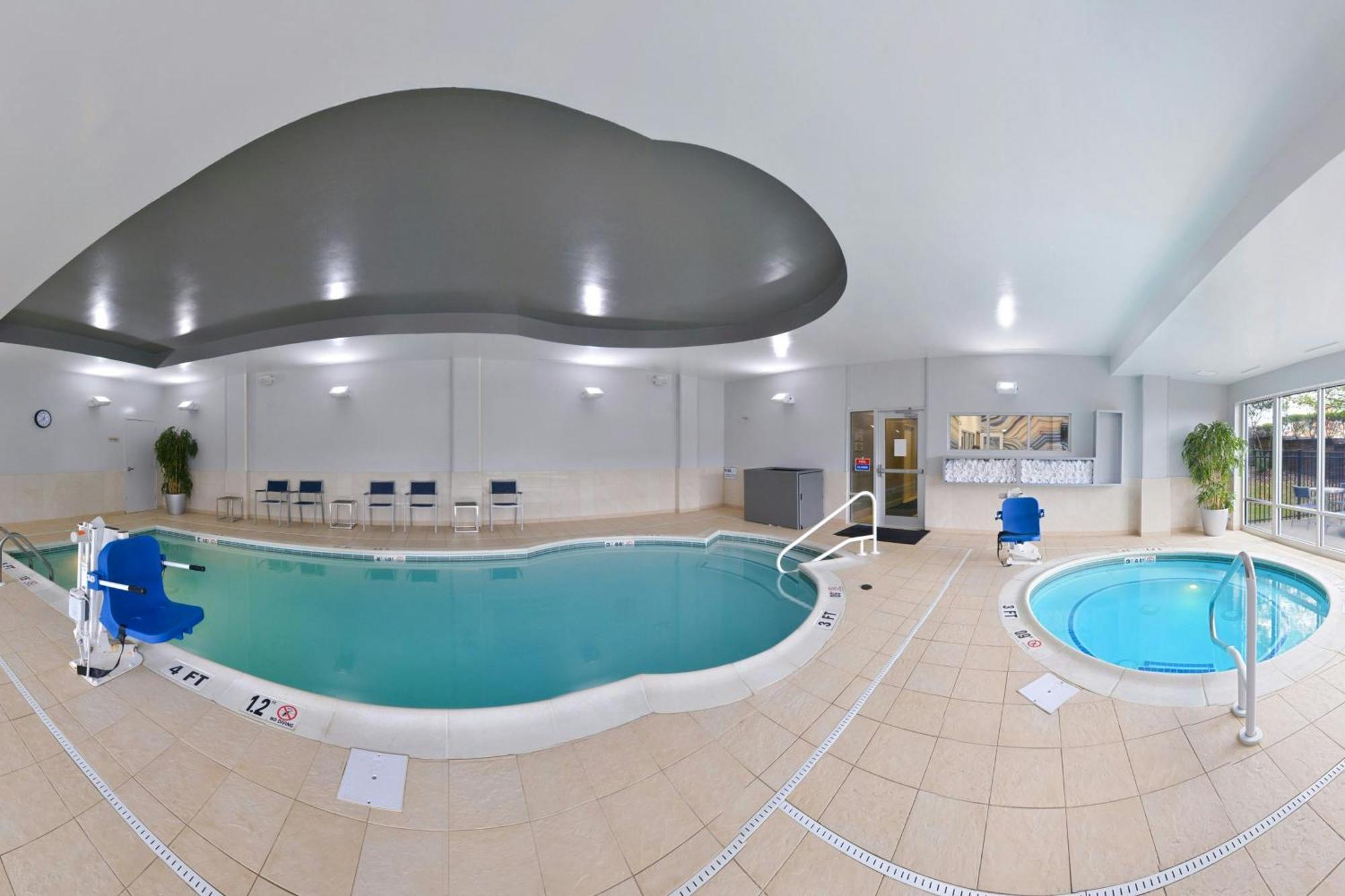 Springhill Suites Durham Chapel Hill Экстерьер фото