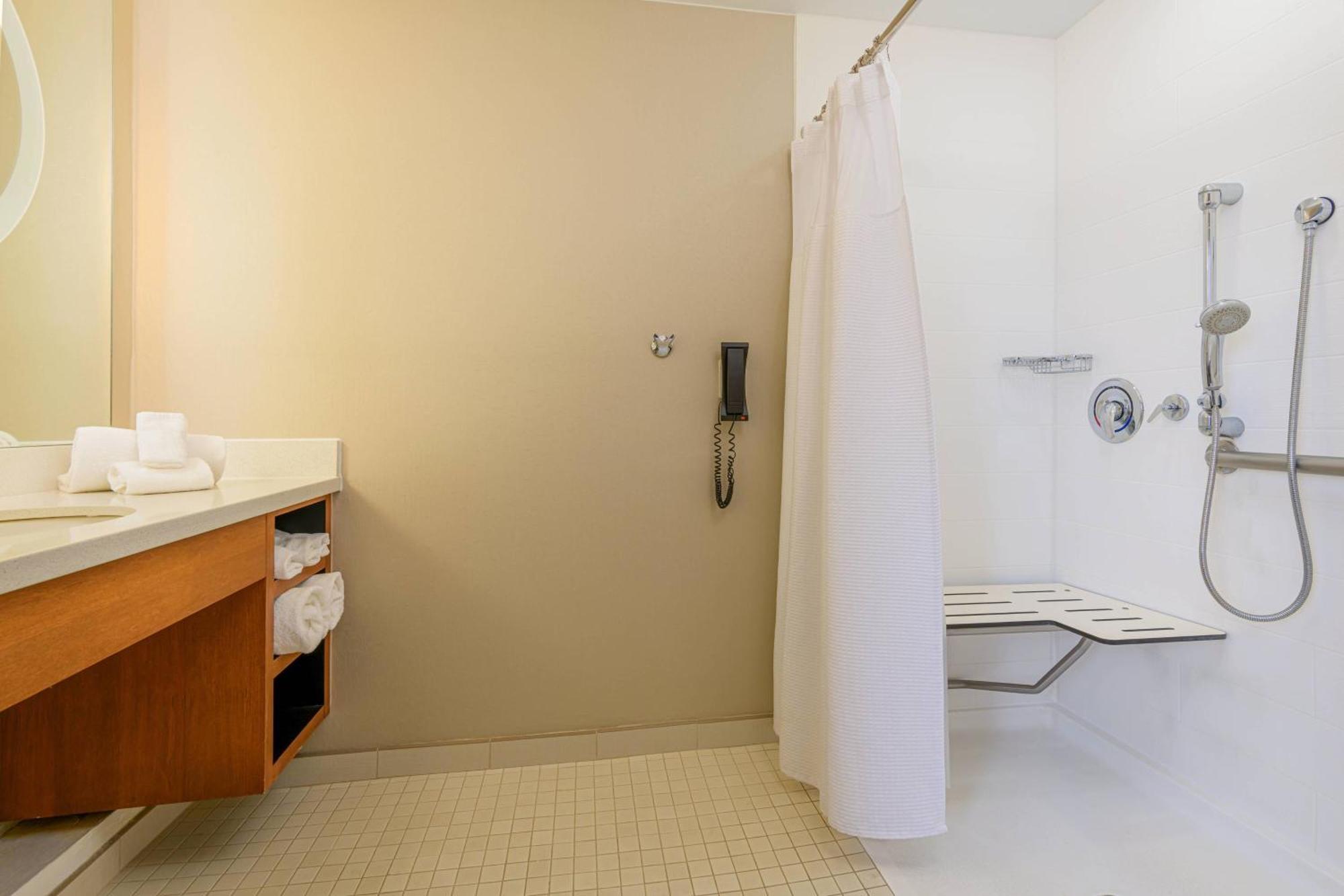 Springhill Suites Durham Chapel Hill Экстерьер фото